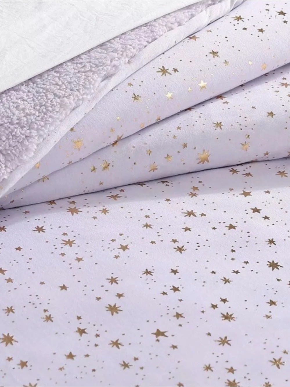 Koolaburra Kids Tabitha Twin Comforter Set in White and Gold